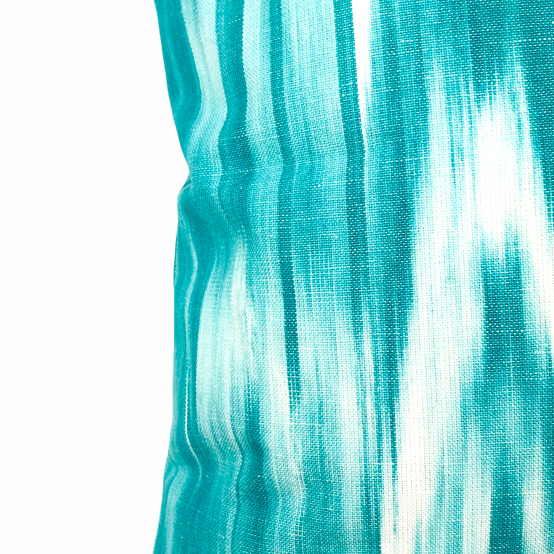 Kombi: Dekokissen mit Kissenfüllung 50 x 50 Ikat Muster türkis Polyester Faserbällchen